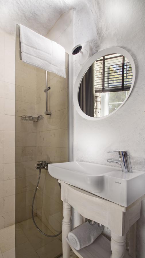 The Six Alacati Hotel Extérieur photo